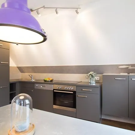 Baltic-suite Ii - Versteck Am Strom